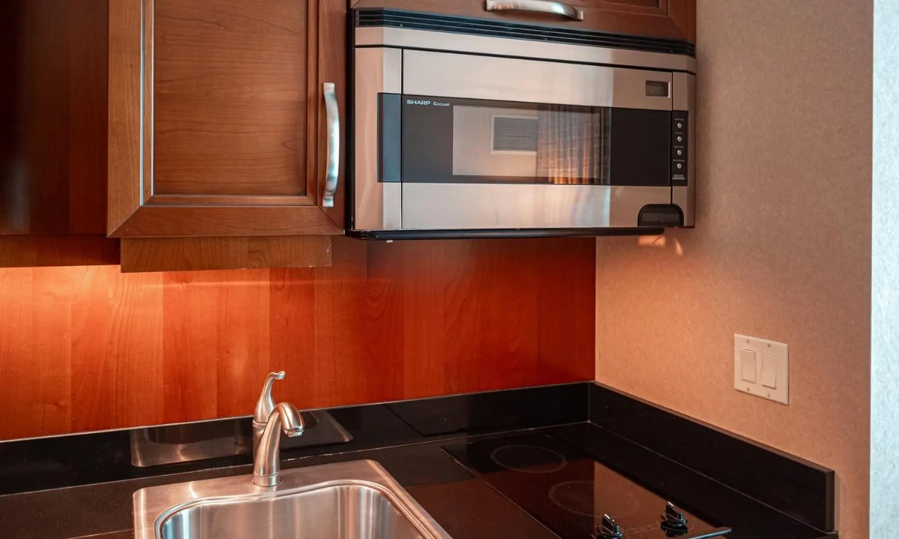 No Resort Fee Strip View Suite& Free Valet& Pool Las Vegas Apartment